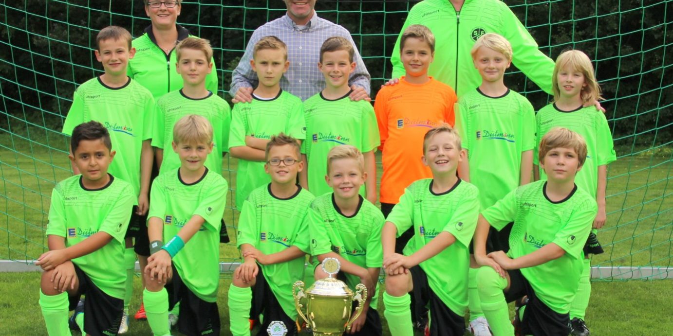 1-teamfoto jsg huette