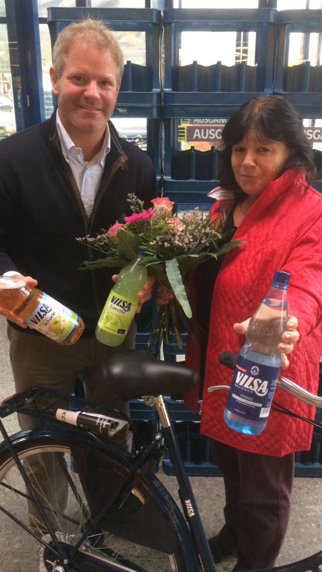 Kundin gewinnt Vilsa-Bike in unserem Oeseder Markt