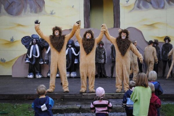 Simba 2011