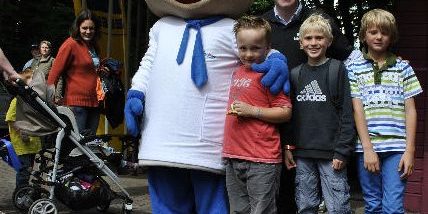 Mirinda Porträts Düti