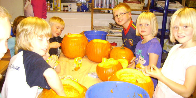 Kürbisschnitzen 2011