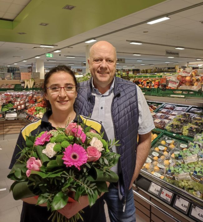 2d942e1f-57a4-4028-ab2f-d01d1928b5ae