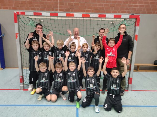 Neue Trikots für die Fußball-Kids Gaste-Hasbergen